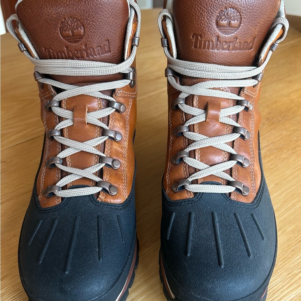 Timberland Men's Tan and Black waterproof  Boots
